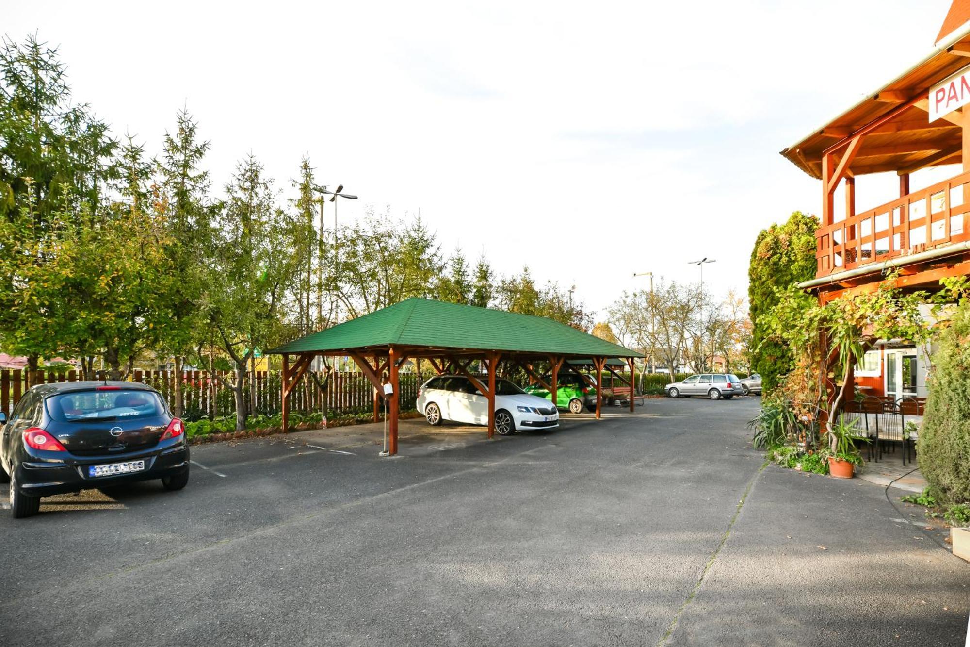 Laguna Panzio Szantod Ngoại thất bức ảnh